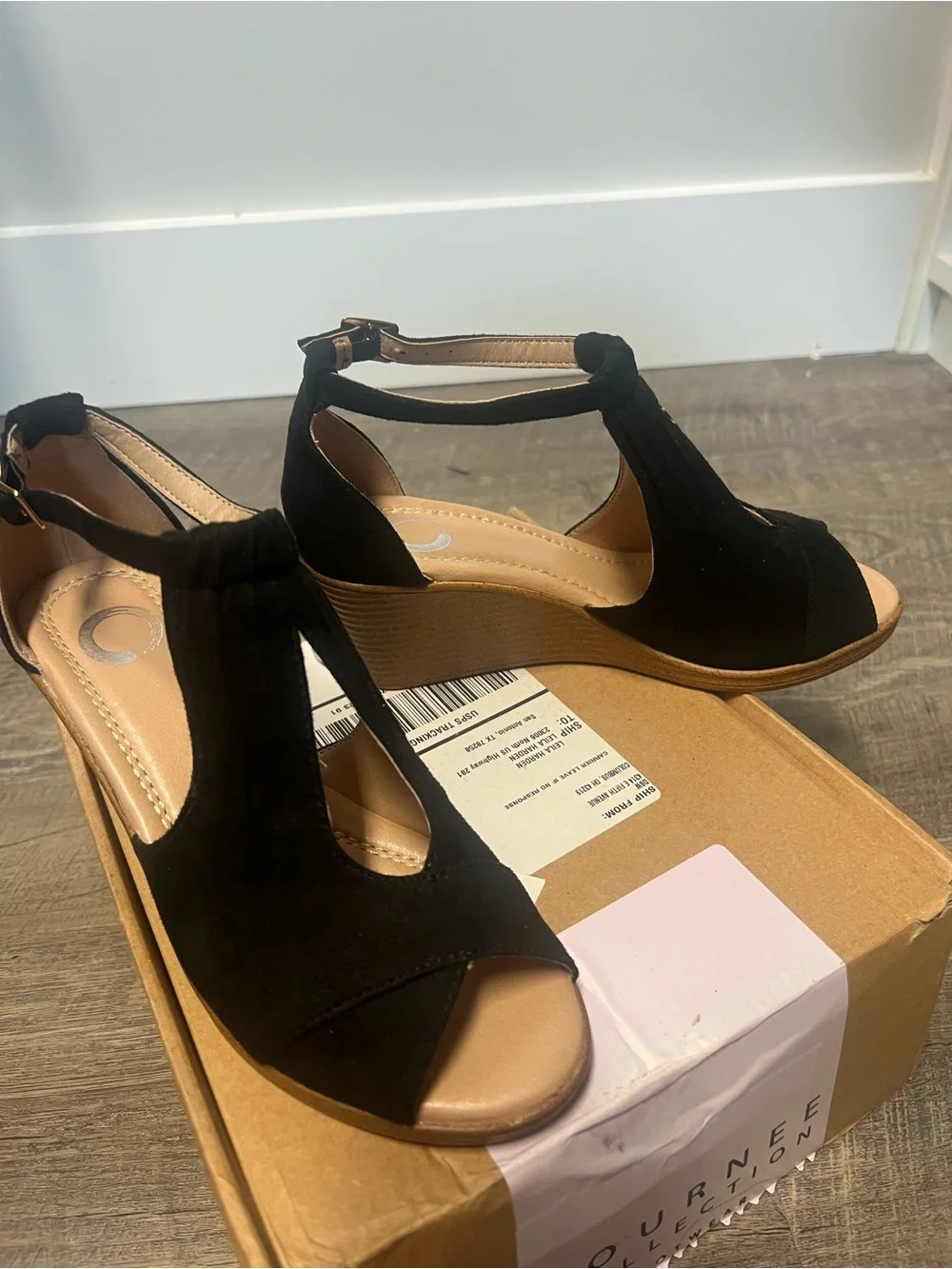 Journee Collection elegant black